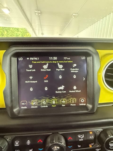 Used 2022 Jeep Wrangler Unlimited Rubicon w/ Cold Weather Group AWD/4WD image 12