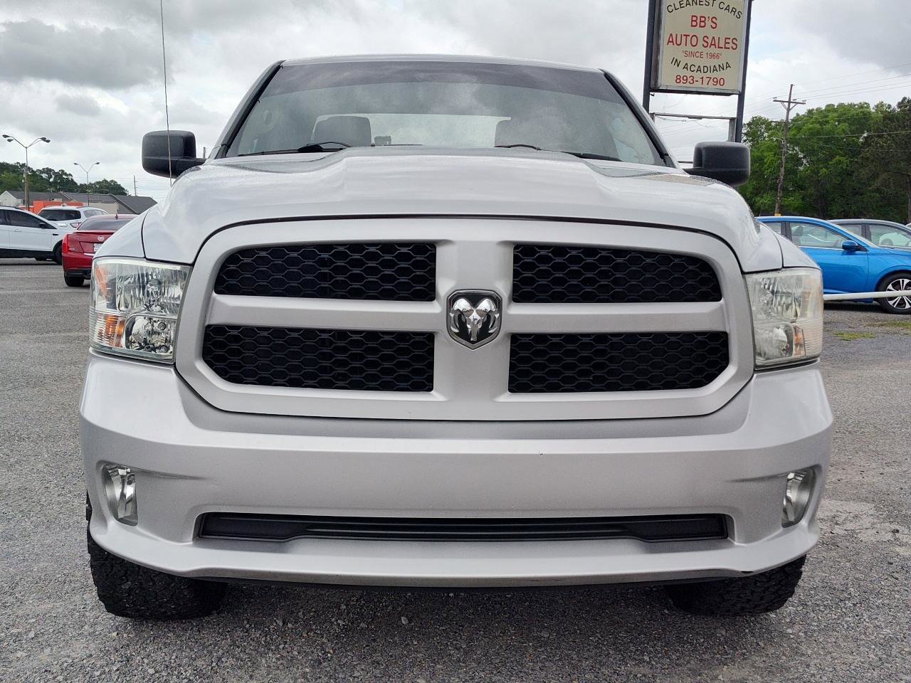 Used 2014 RAM 1500 Express AWD/4WD image 10