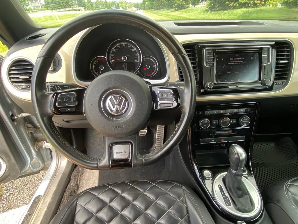 Used 2019 Volkswagen Beetle 2.0T Final Edition SEL FWD image 10