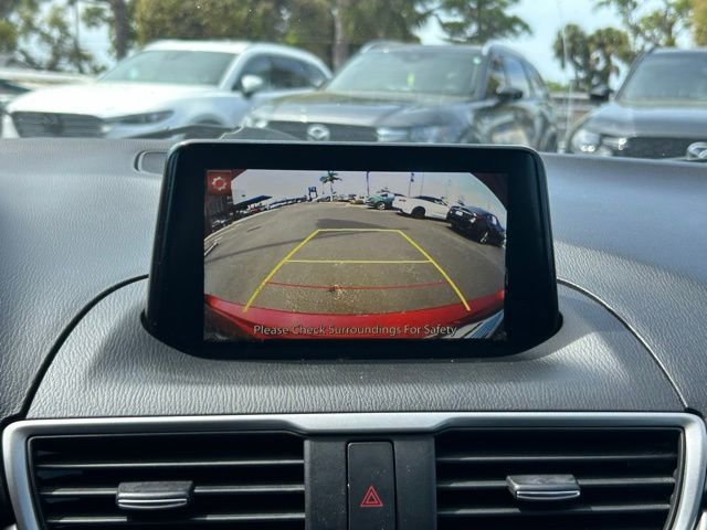 Used 2017 MAZDA MAZDA3 Touring image 24