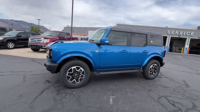 Used 2024 Ford Bronco Outer Banks AWD/4WD image 3