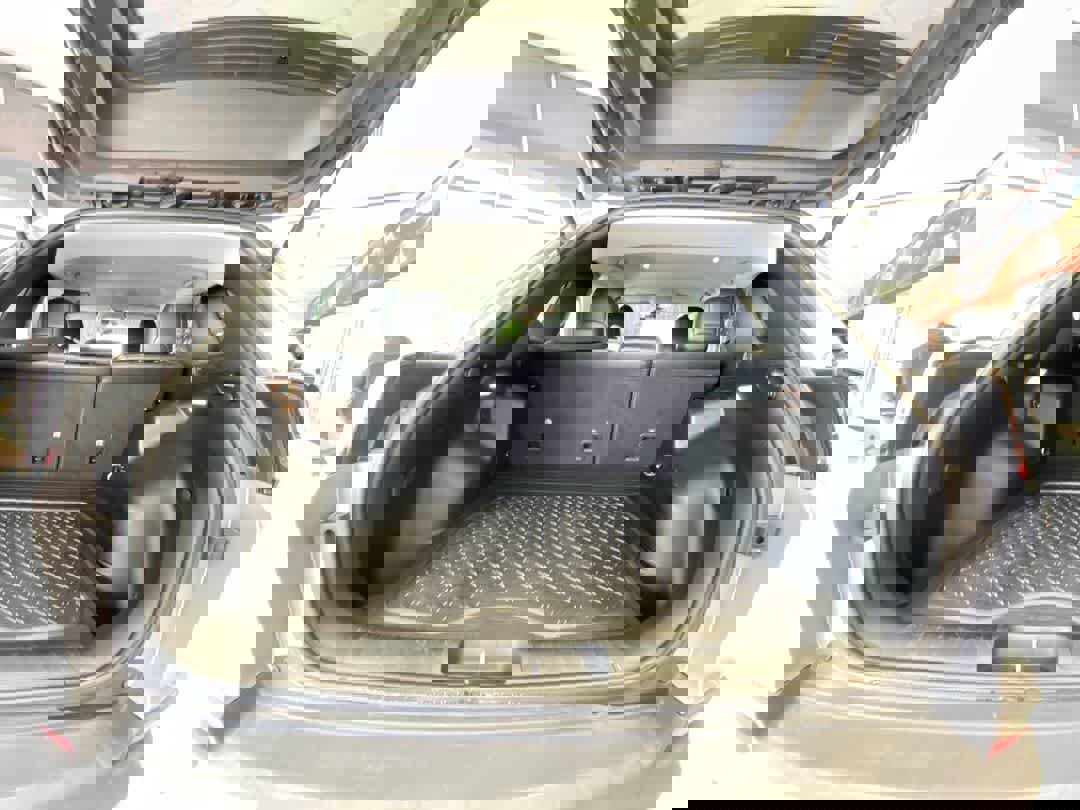 Used 2019 Jeep Cherokee Latitude Plus image 25