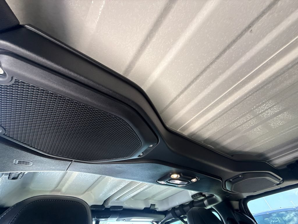 Used 2020 Jeep Wrangler Unlimited Rubicon AWD/4WD image 16