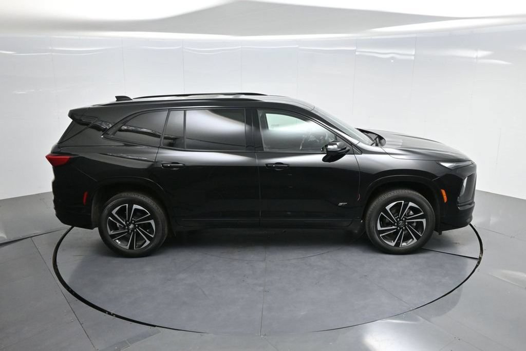 Used 2025 Buick Enclave Sport Touring FWD image 67