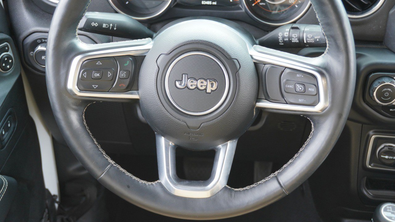 Used 2019 Jeep Wrangler Unlimited Sahara image 29