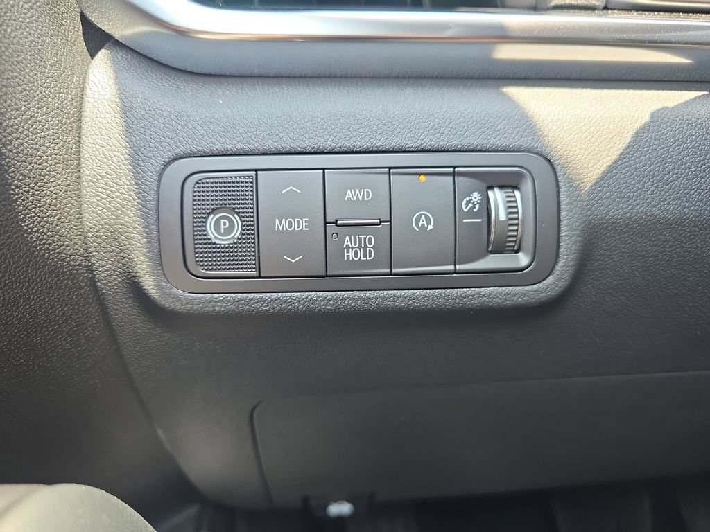 New 2027 GMC Terrain Elevation w/ Elevation Premium Package AWD/4WD image 26