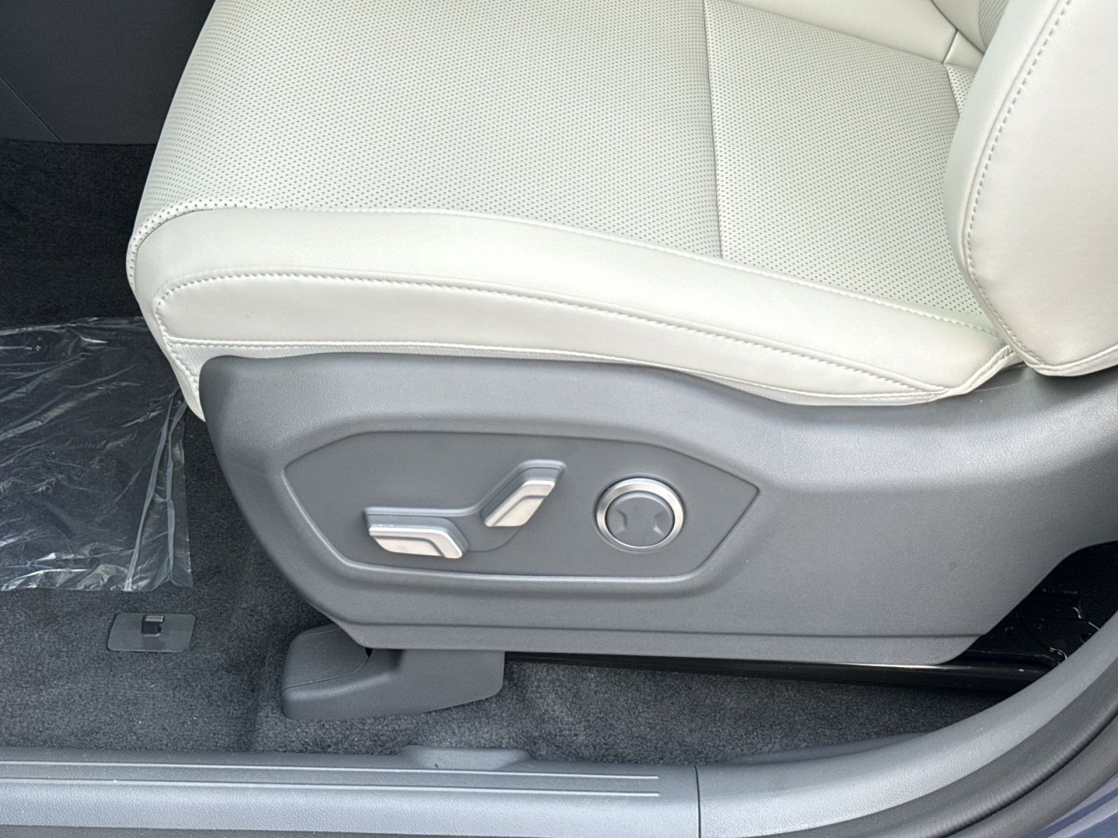 New 2027 Hyundai Santa Fe SEL AWD/4WD image 14