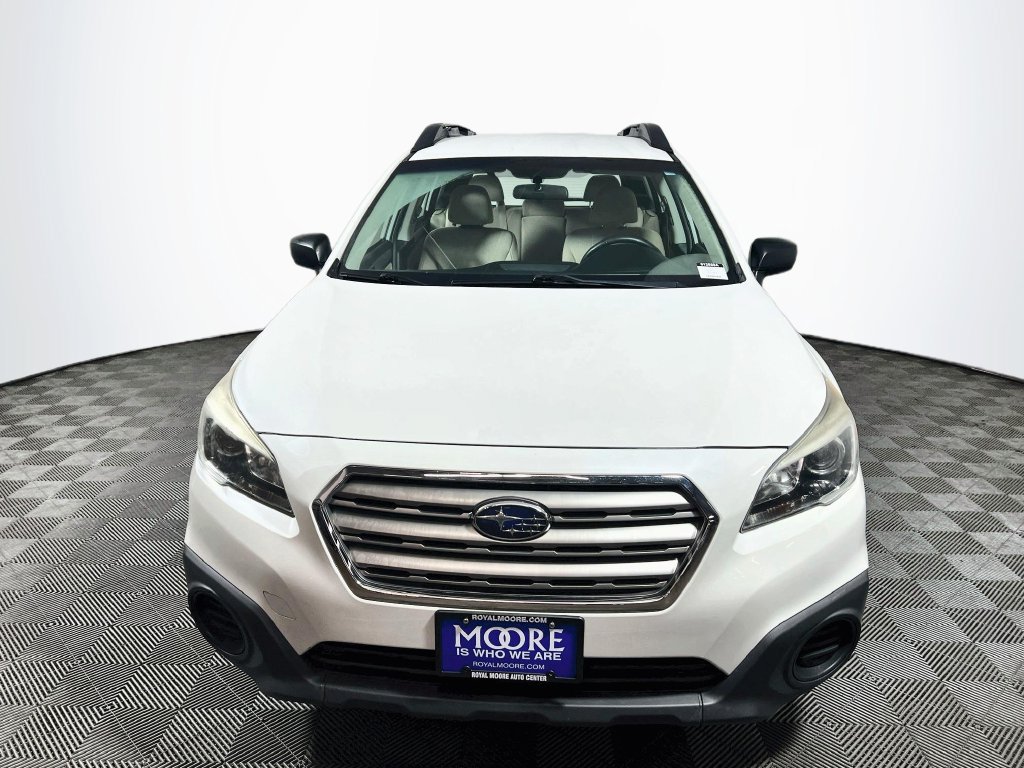 Used 2017 Subaru Outback 2.5i AWD/4WD image 2
