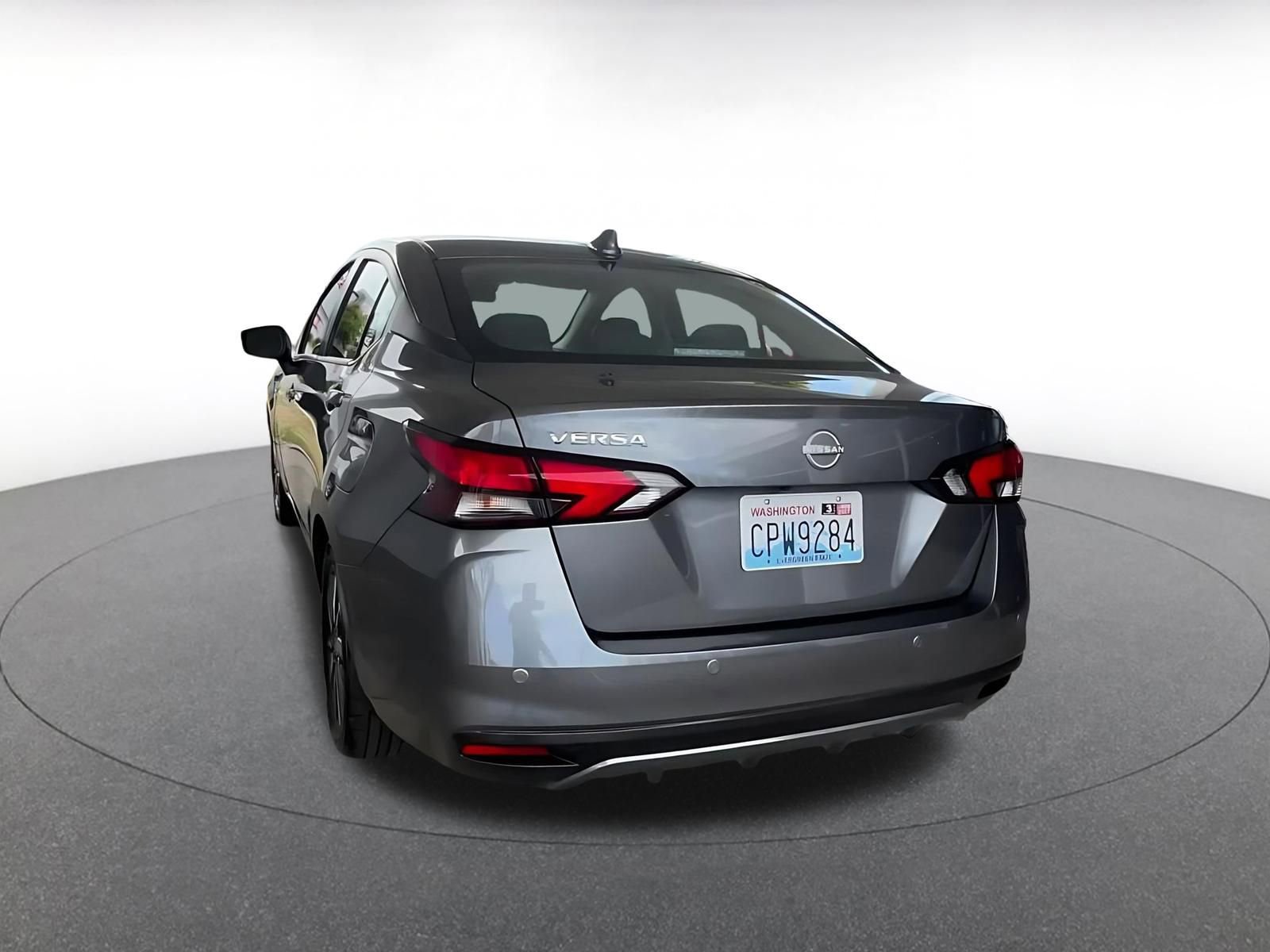 Used 2025 Nissan Versa SV FWD image 11