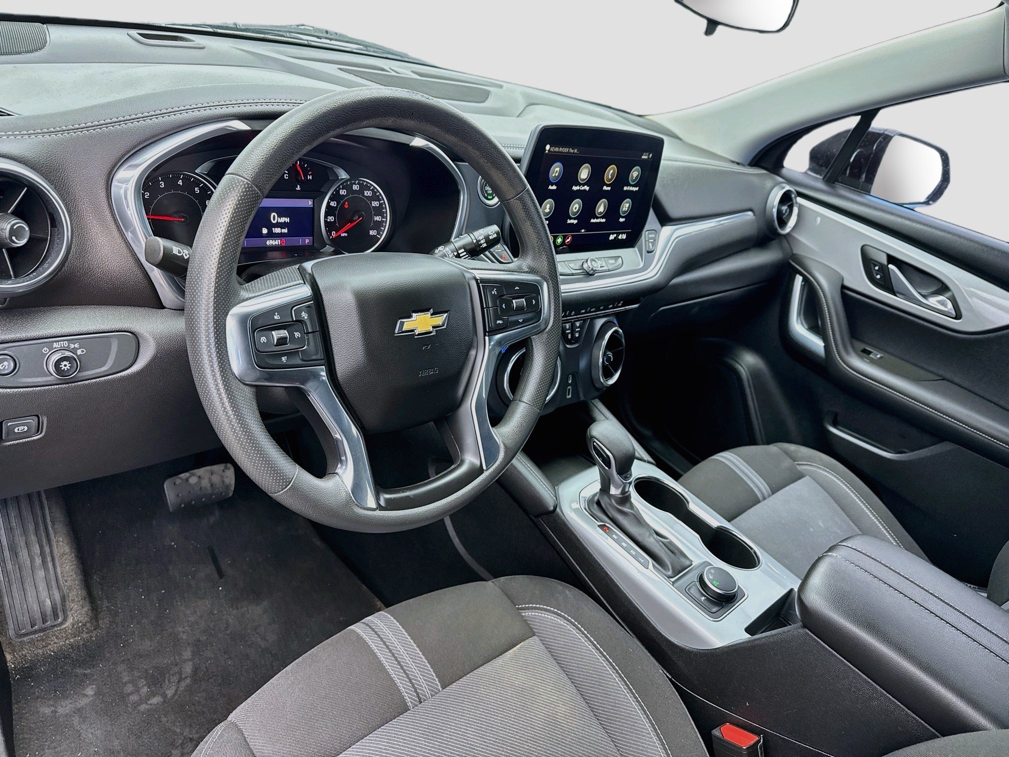 Used 2023 Chevrolet Blazer LT FWD image 7
