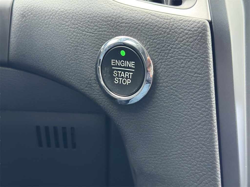 Used 2023 Ford Edge SEL image 6