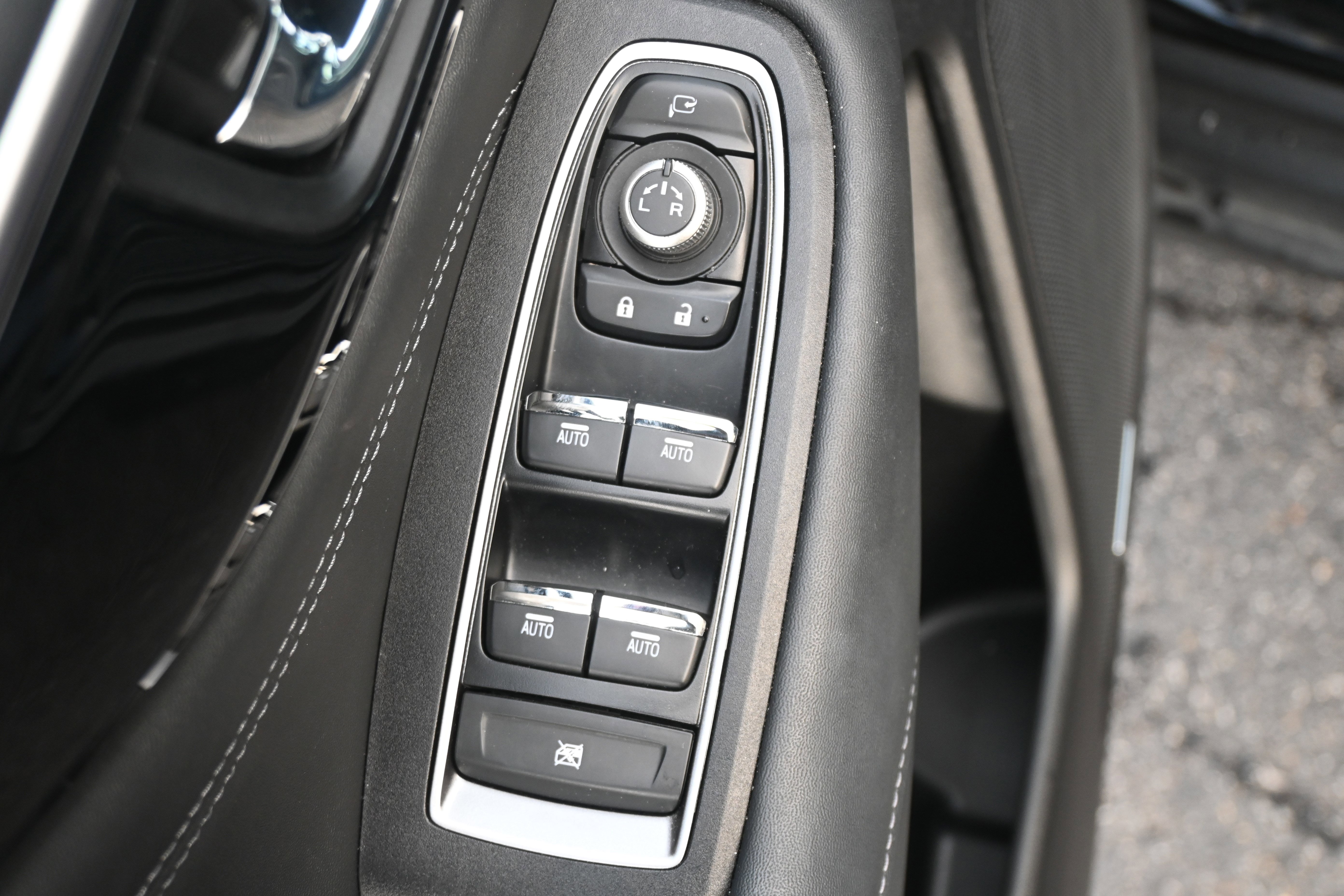 Certified 2023 Subaru Outback Touring image 15