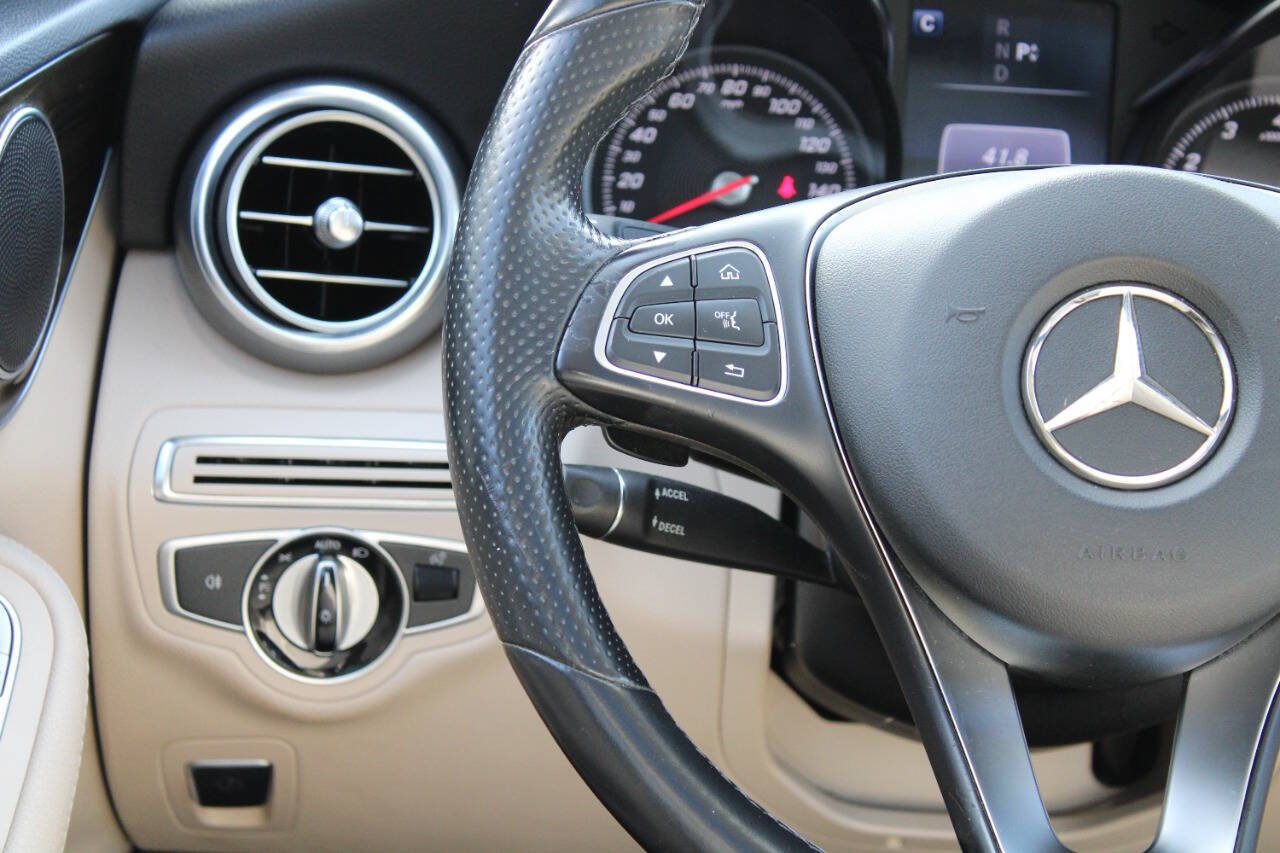 Used 2016 Mercedes-Benz C 300 4MATIC Sedan image 39