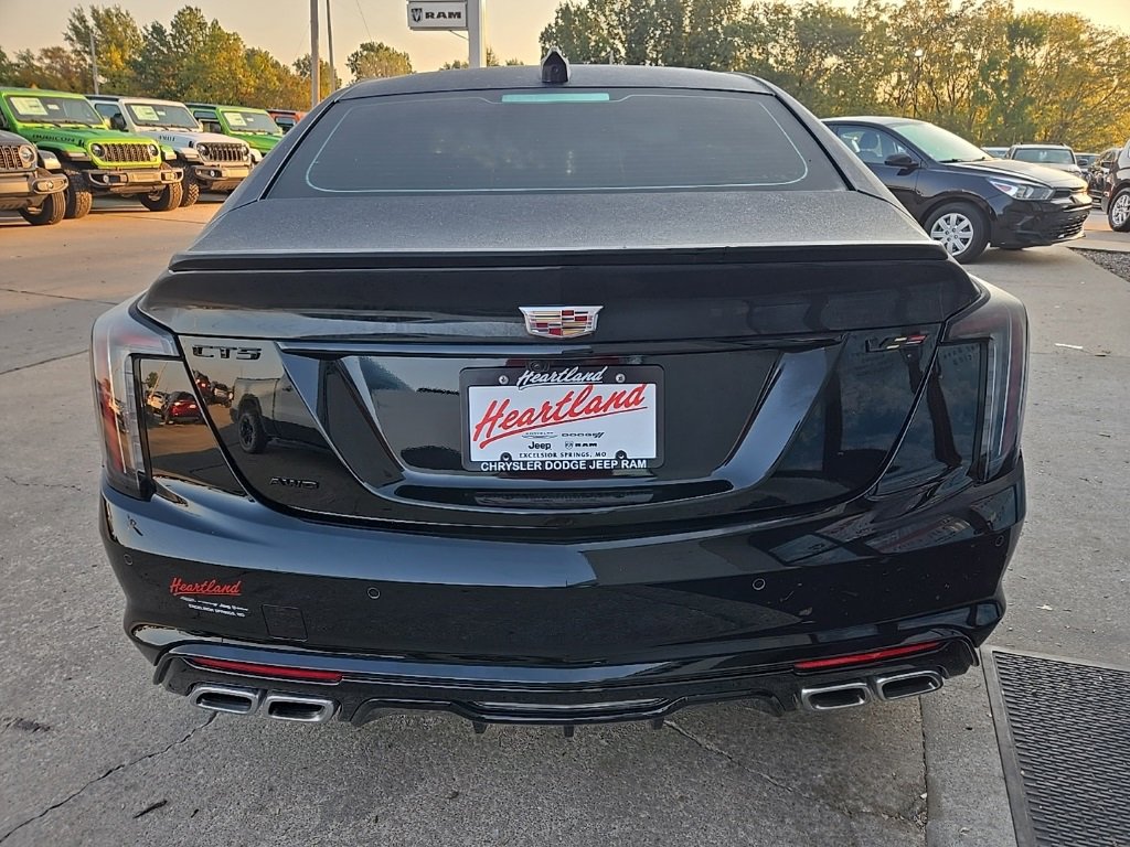 Used 2026 Cadillac CT5 V w/ LPO, ONYX Package image 10
