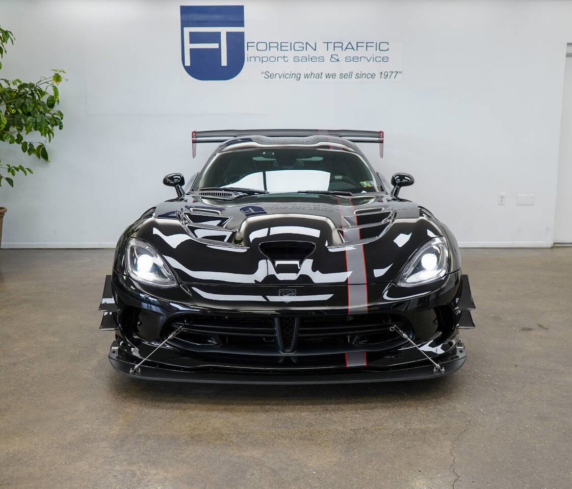 Used 2017 Dodge Viper GTC w/ ACR Package RWD image 2