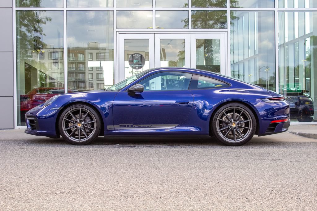 Used 2024 Porsche 911 Carrera T w/ Sportdesign Package RWD image 7