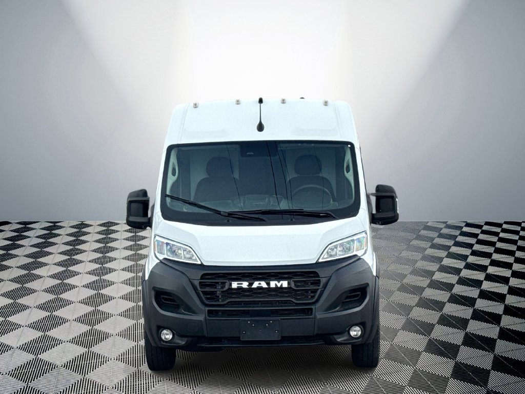 Used 2023 RAM ProMaster 2500 w/ Convenience Group FWD image 2