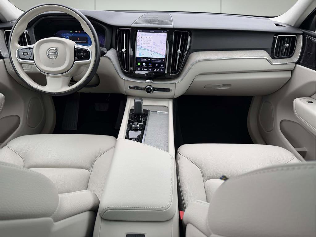 Used 2023 Volvo XC60 T8 Plus w/ Protection Package Premier AWD/4WD image 2