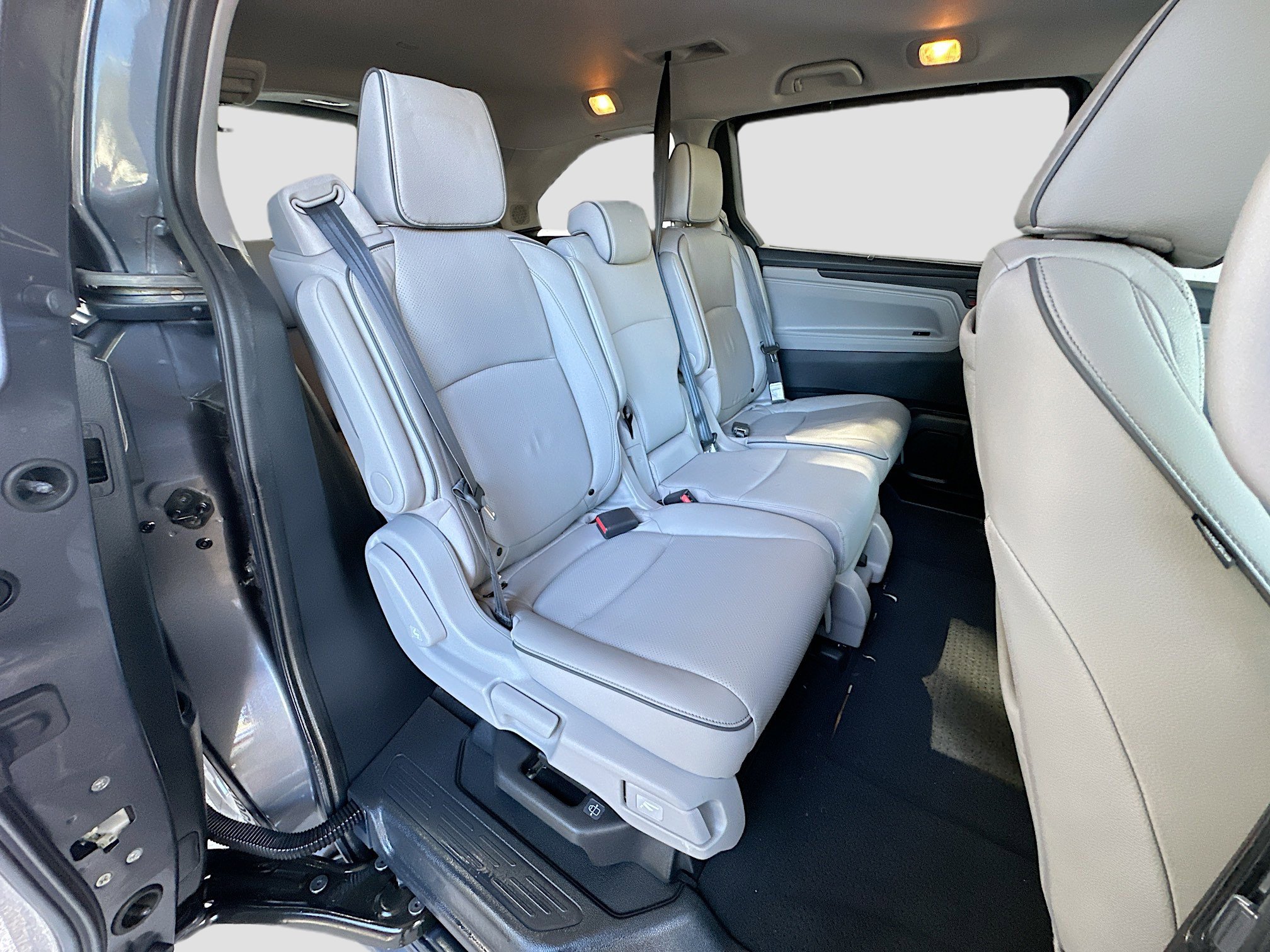 Used 2024 Honda Odyssey Elite image 31
