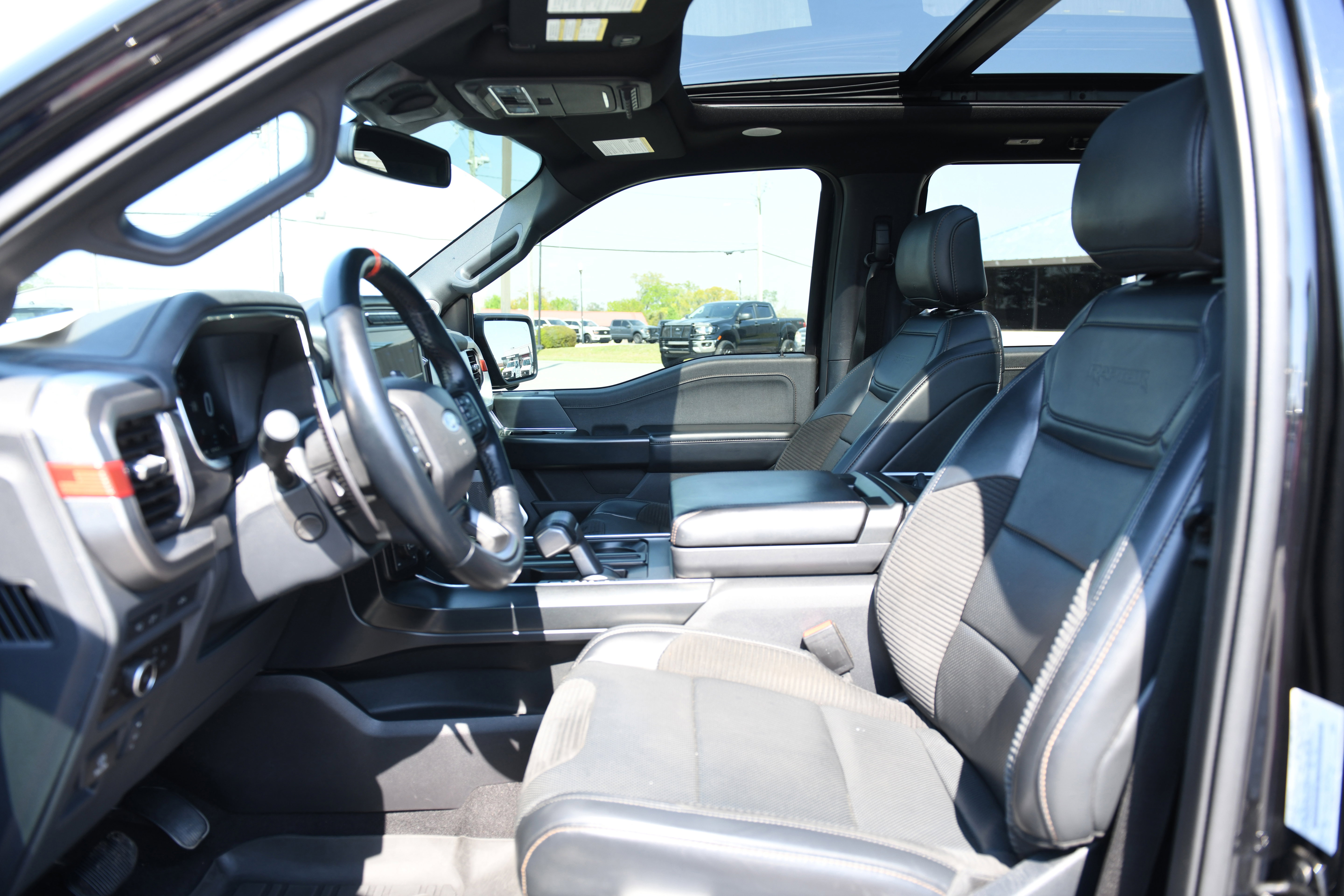 Used 2023 Ford F150 Raptor image 14