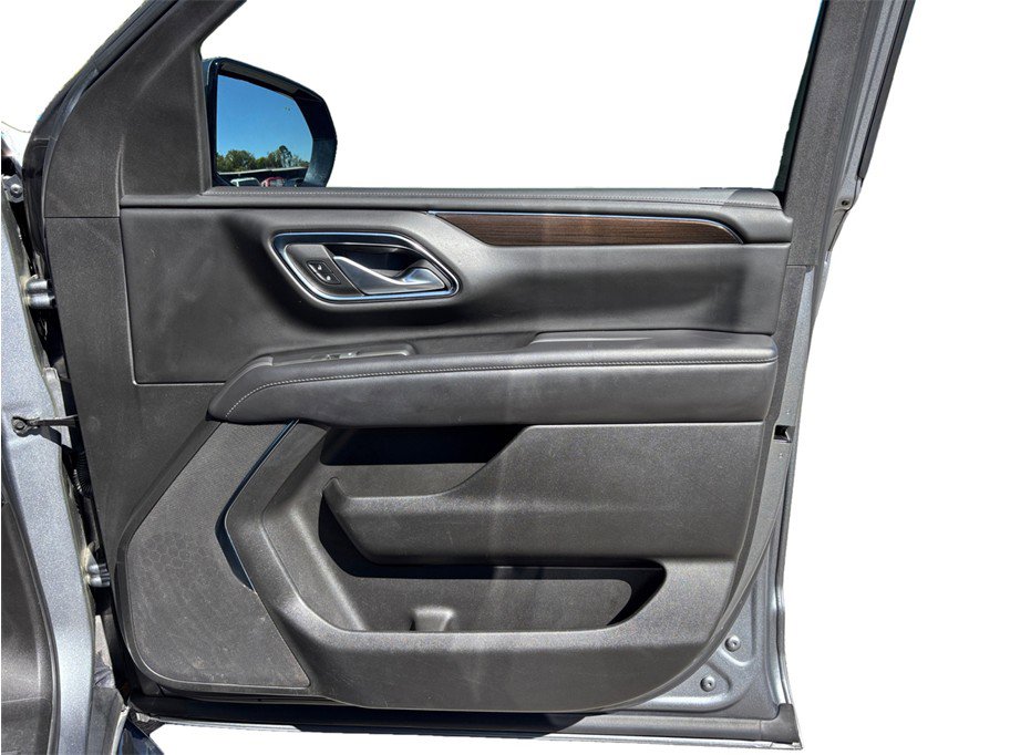 Used 2022 GMC Yukon XL SLE w/ Gmc Pro Safety Plus Package image 44