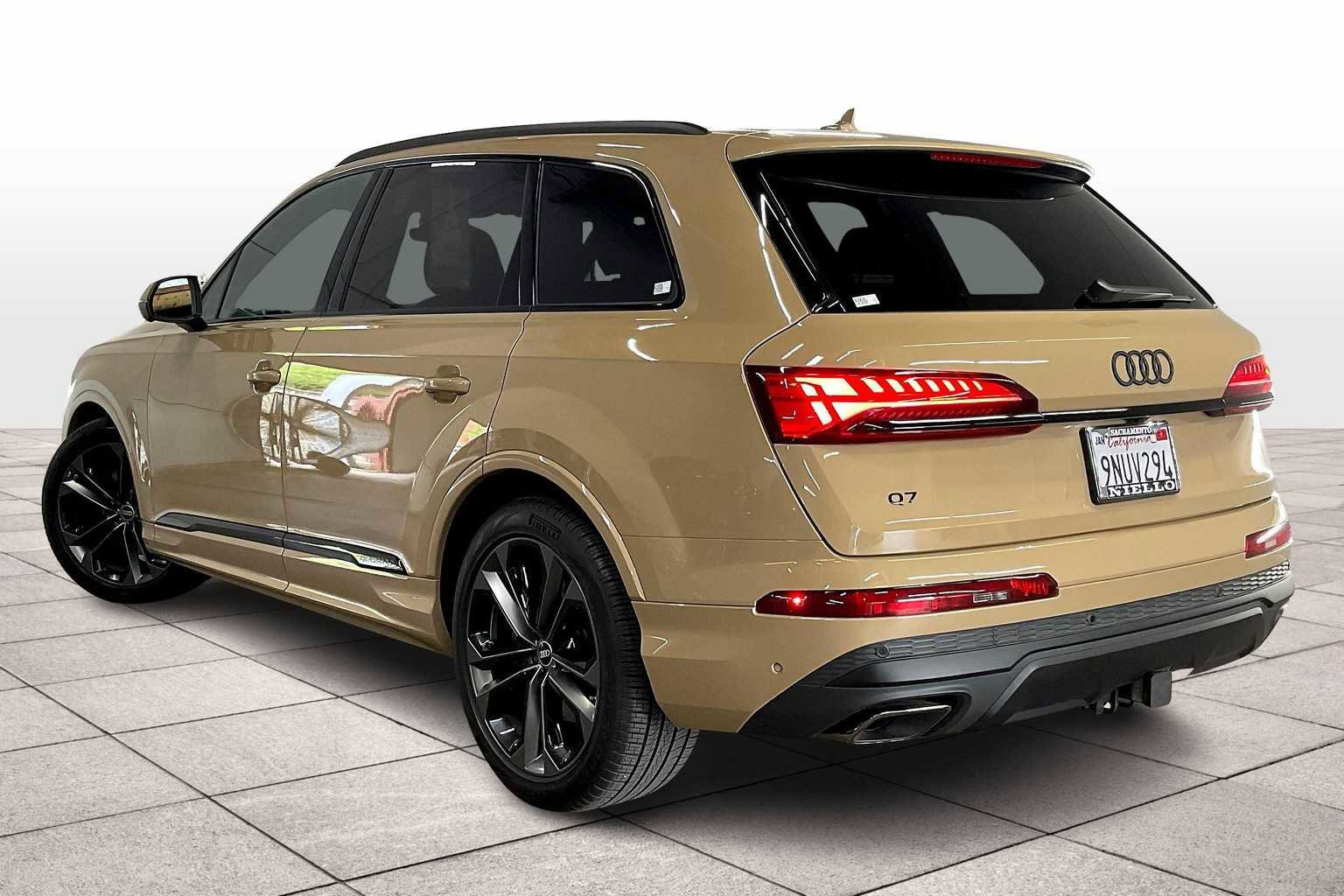 Used 2025 Audi Q7 3.0T Prestige image 14