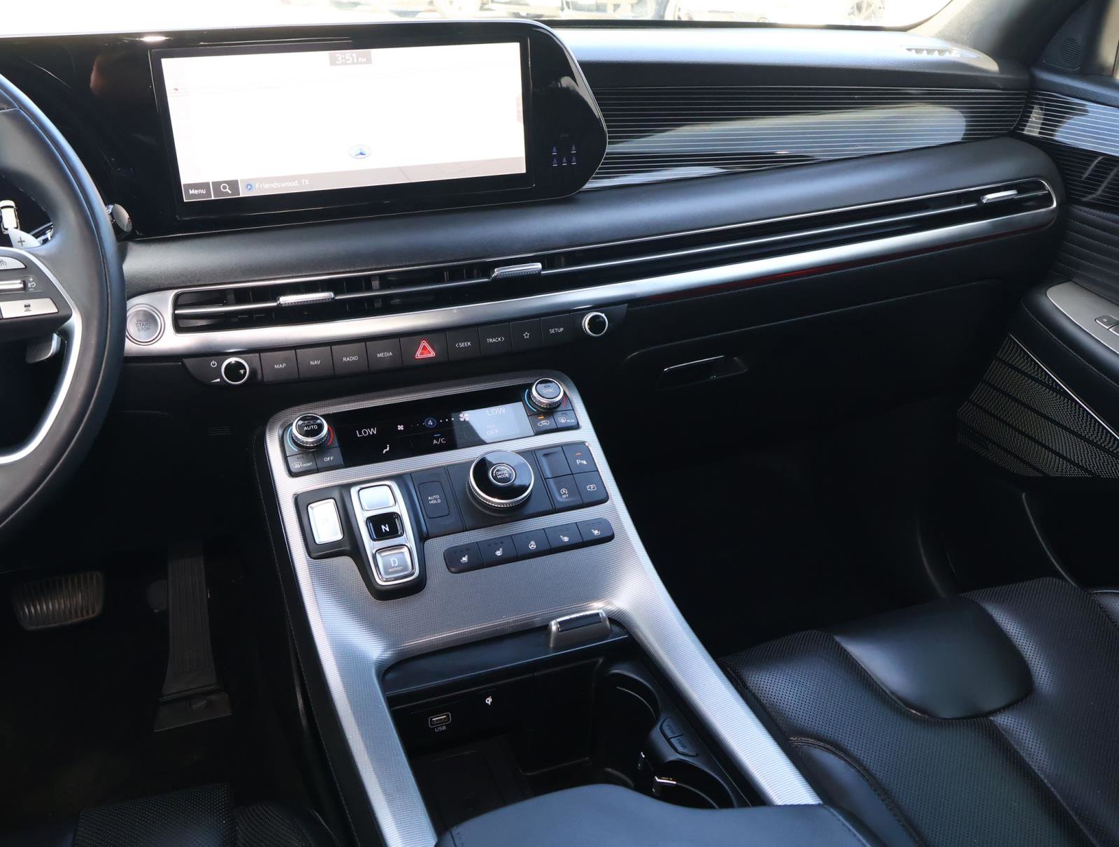 Used 2023 Hyundai Palisade Calligraphy image 10