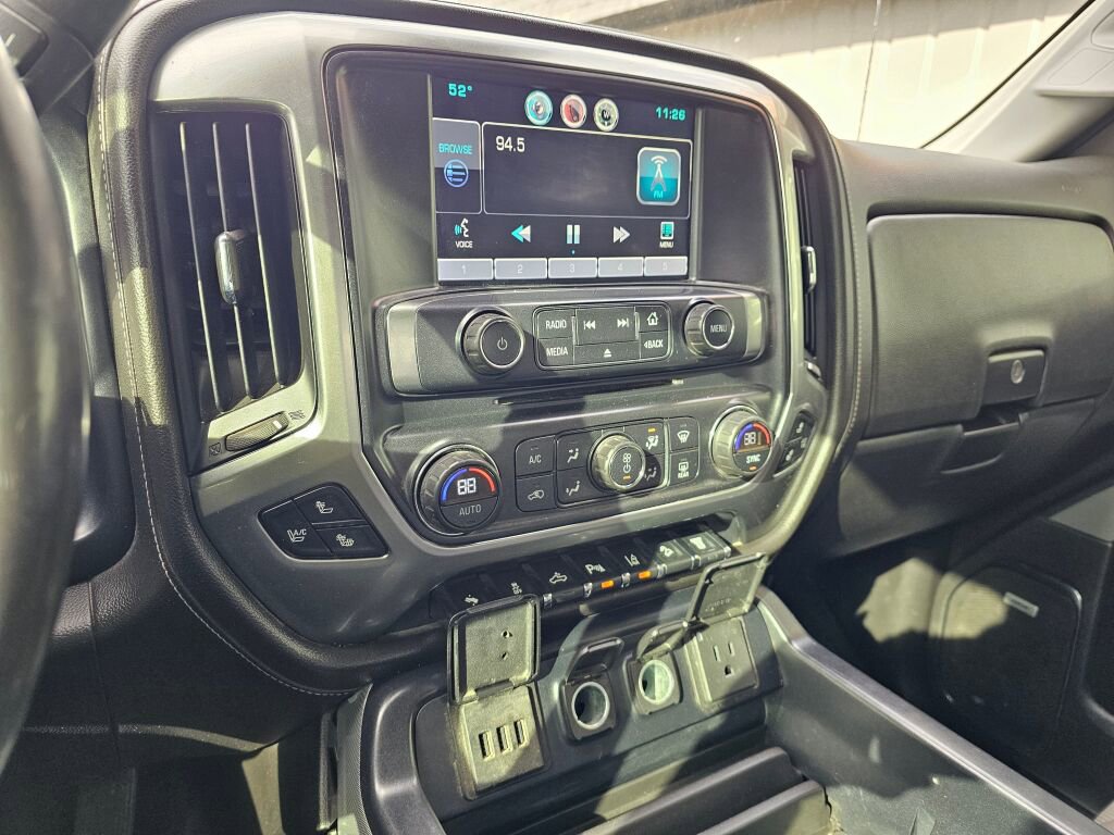Used 2015 Chevrolet Silverado 3500 LTZ image 24