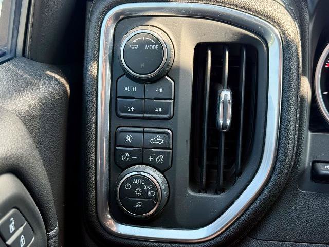 Used 2021 Chevrolet Silverado 1500 High Country w/ Technology Package AWD/4WD image 24