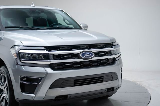 Used 2023 Ford Expedition Limited image 10