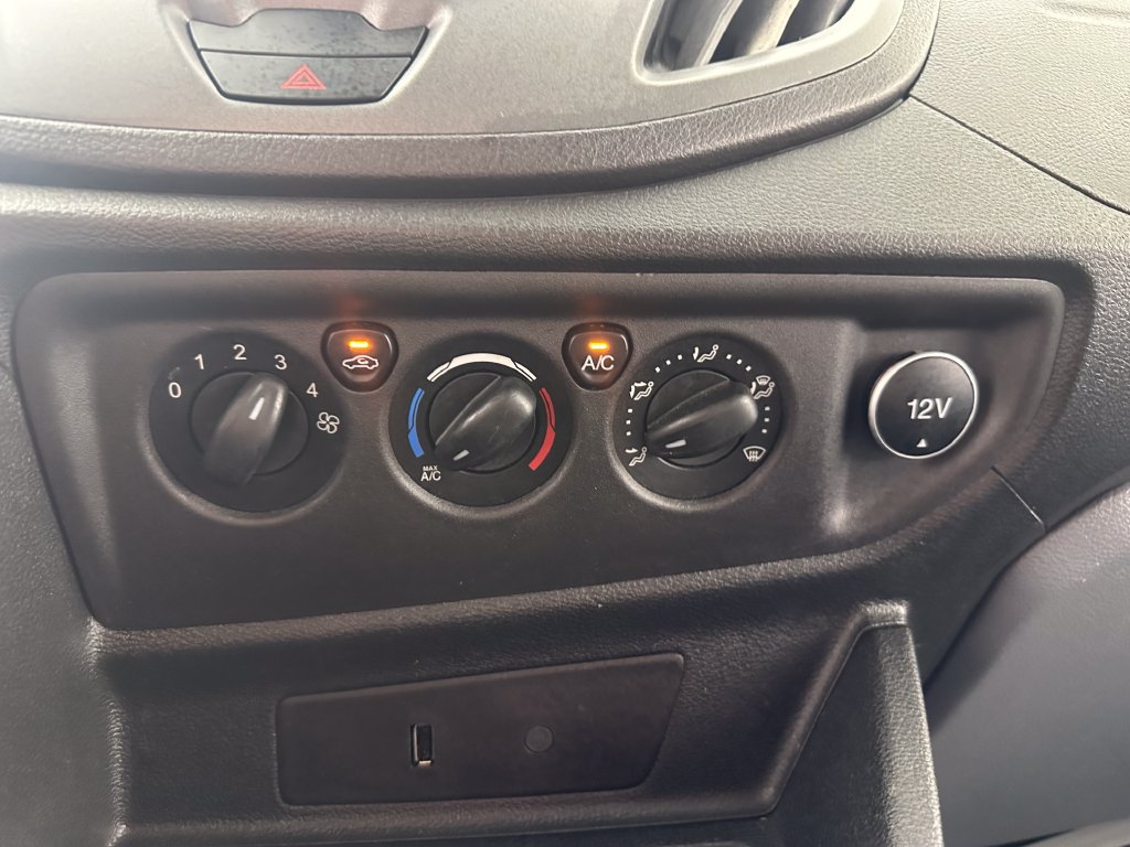 Used 2018 Ford Transit 350 XL RWD image 26