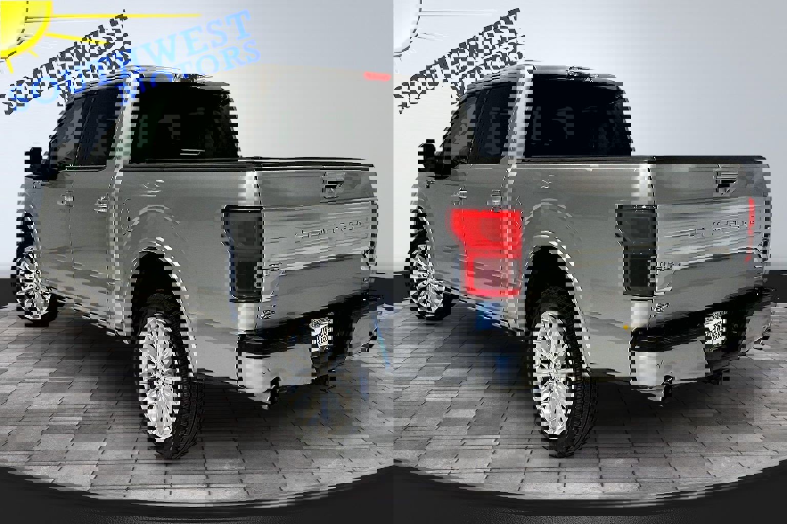 Used 2020 Ford F150 Limited w/ Trailer Tow Package AWD/4WD image 4