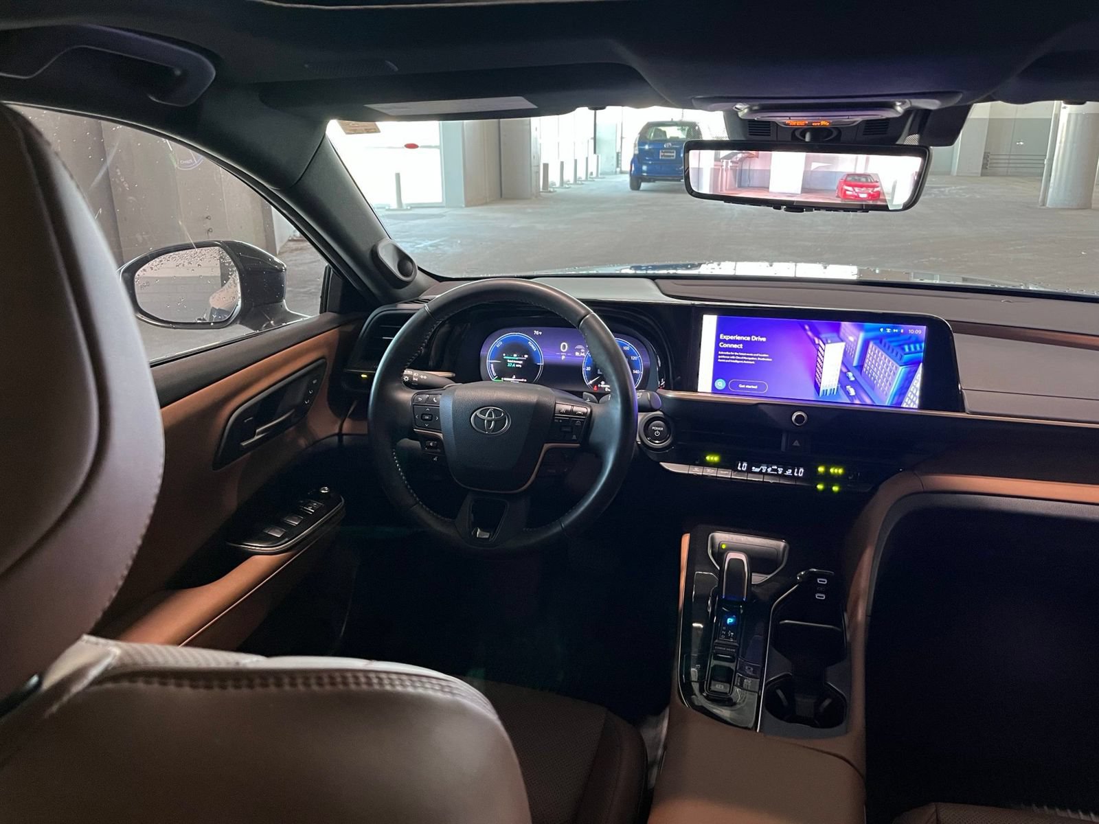 Used 2025 Toyota Crown Signia AWD/4WD image 39
