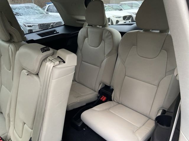 New 2026 Volvo XC90 B6 Ultra image 16