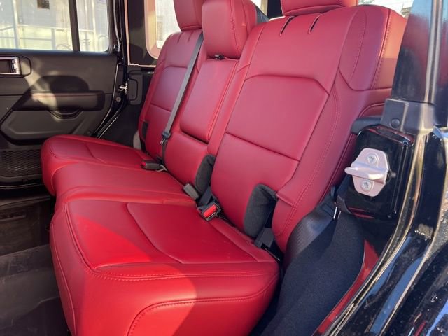 Used 2024 Jeep Wrangler Unlimited Rubicon 392 image 30