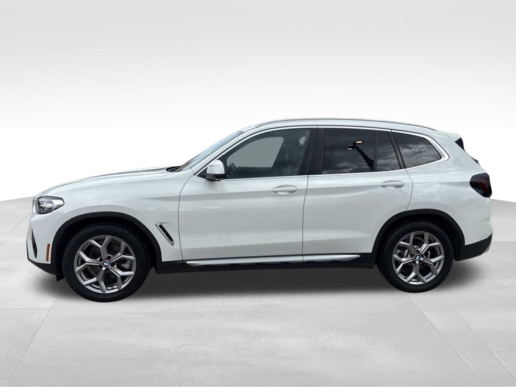 Used 2022 BMW X3 sDrive30i w/ Convenience Package RWD image 2