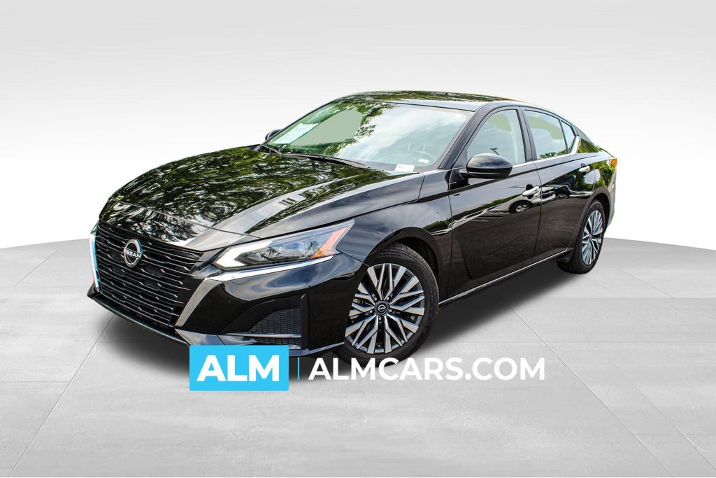 Used 2023 Nissan Altima 2.5 SV