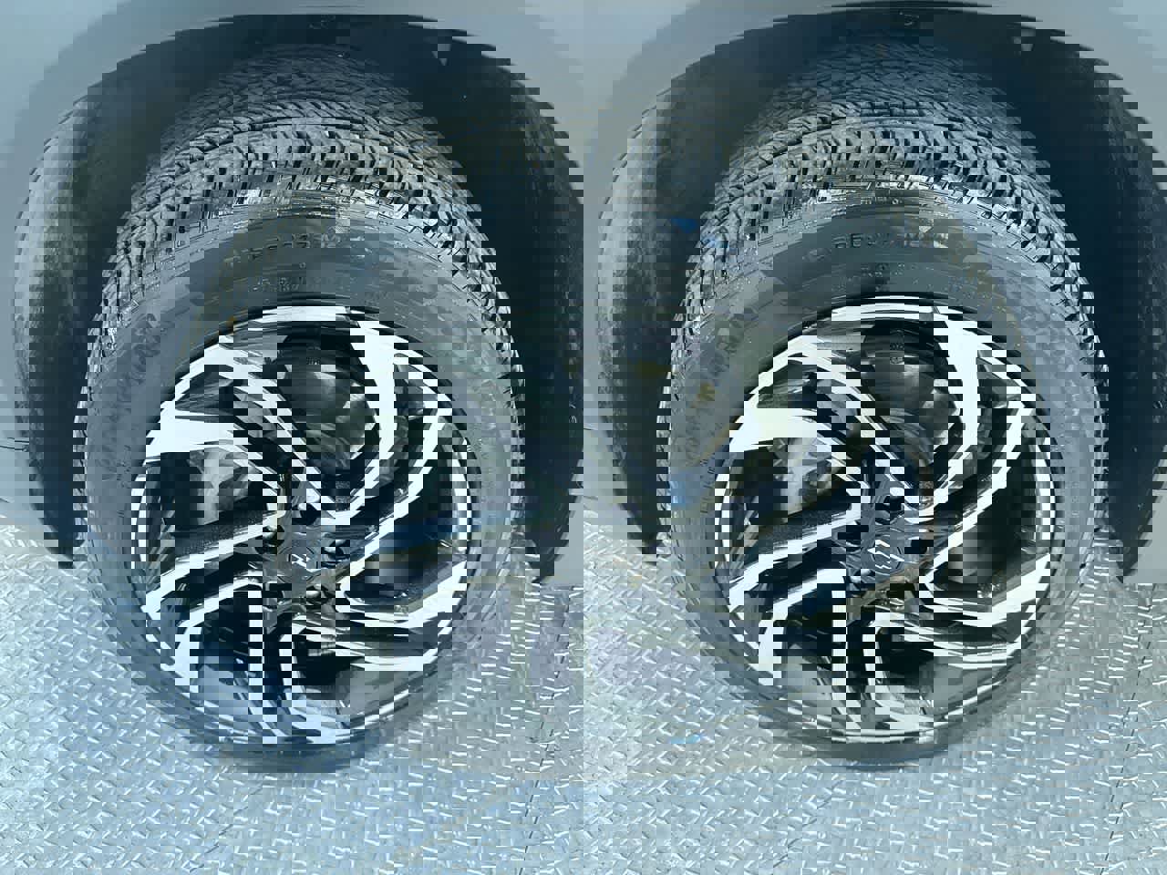 Used 2024 Chevrolet TrailBlazer RS w/ Convenience Package image 11