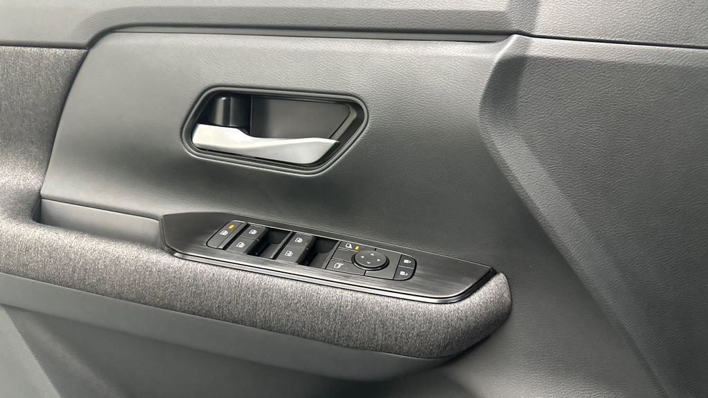 New 2026 Nissan Kicks SV w/ Cold Weather Package image 15