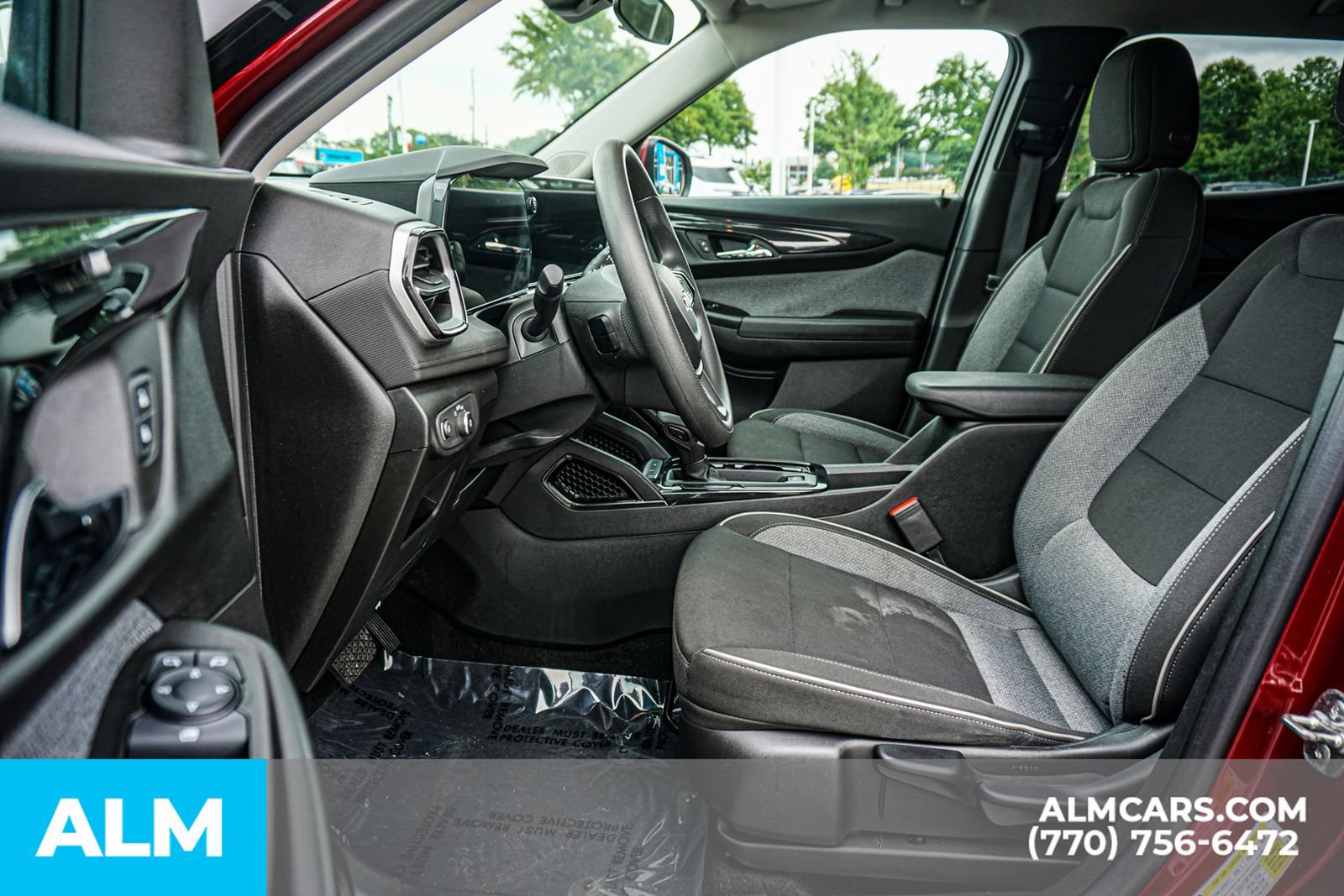 Used 2024 Chevrolet TrailBlazer LT FWD image 19