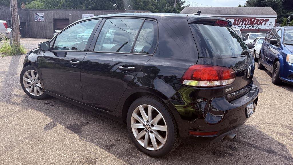 Used 2010 Volkswagen Golf TDI FWD image 6