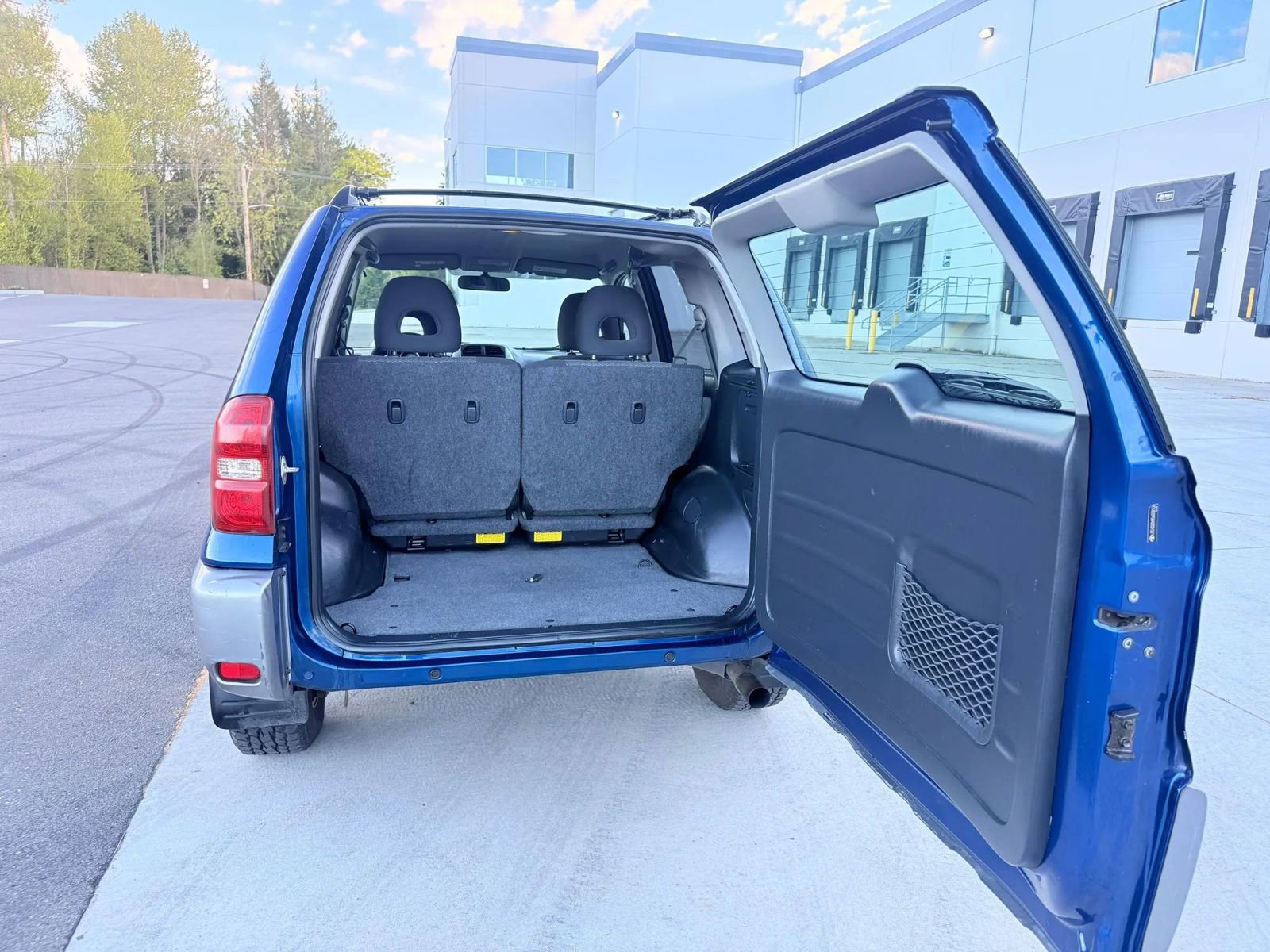 Used 2005 Toyota RAV4 4WD image 17