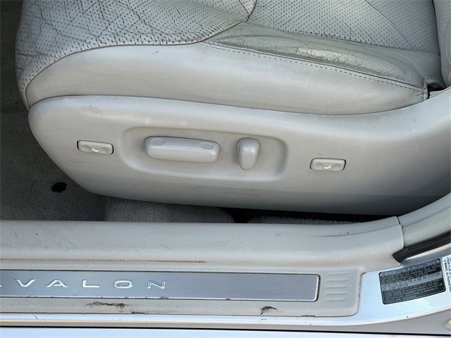 Used 2009 Toyota Avalon Limited image 21