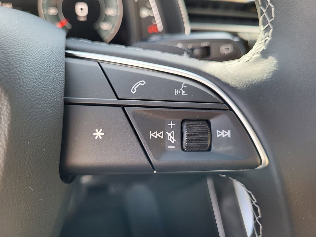 New 2026 Audi Q7 2.0T Premium image 17