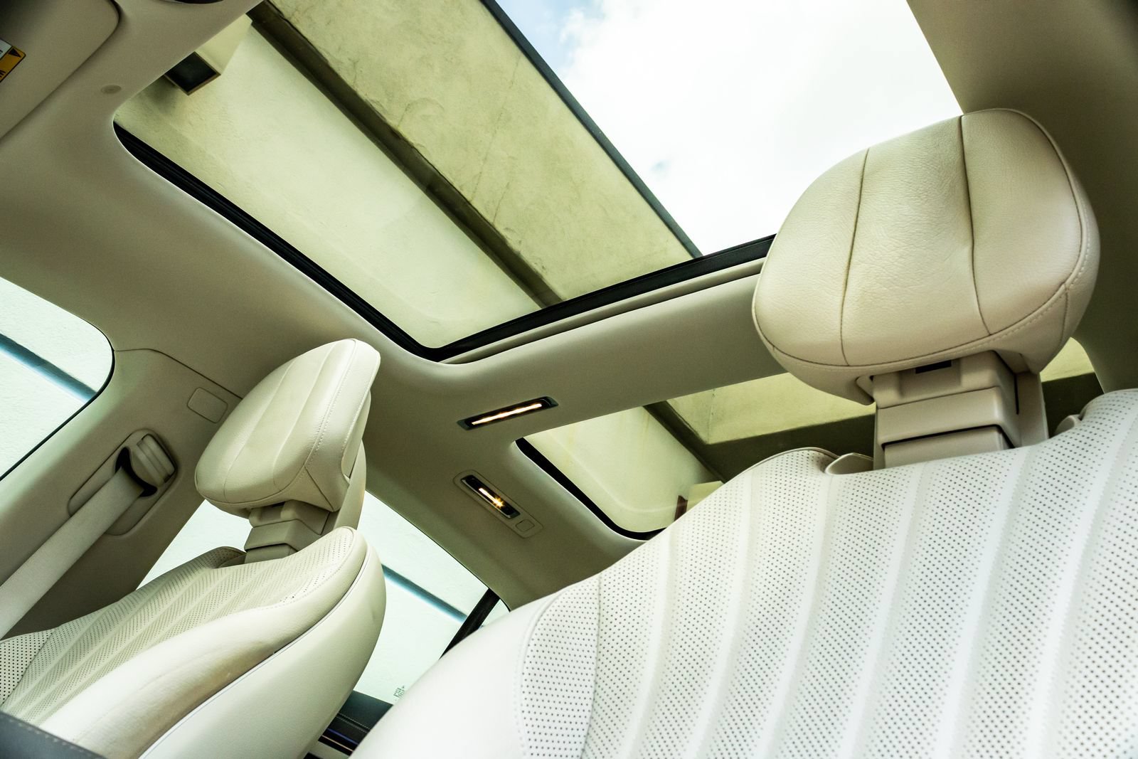 Used 2022 Mercedes-Benz EQS 450+ Sedan image 19