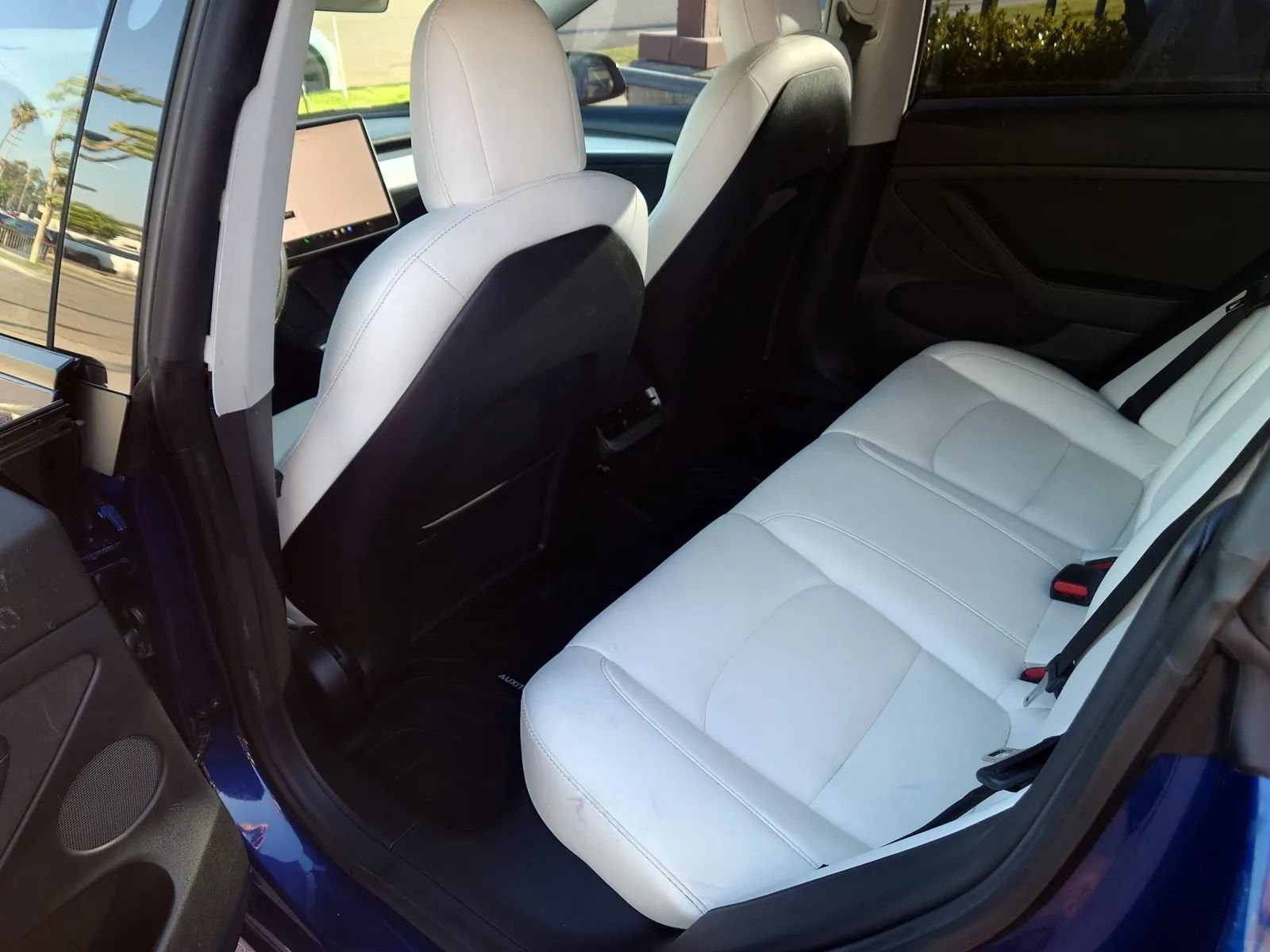 Used 2021 Tesla Model 3 Long Range image 13