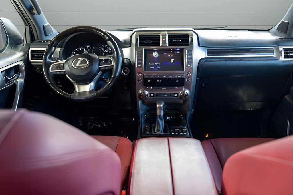 Used 2021 Lexus GX 460 Premium w/ Premium Package AWD/4WD image 22