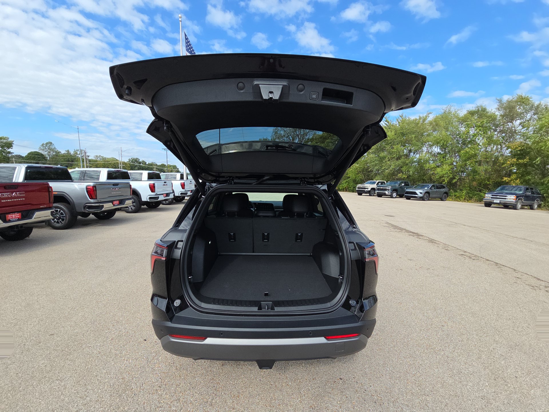 New 2027 Chevrolet Equinox LT w/ Convenience Package II AWD/4WD image 31