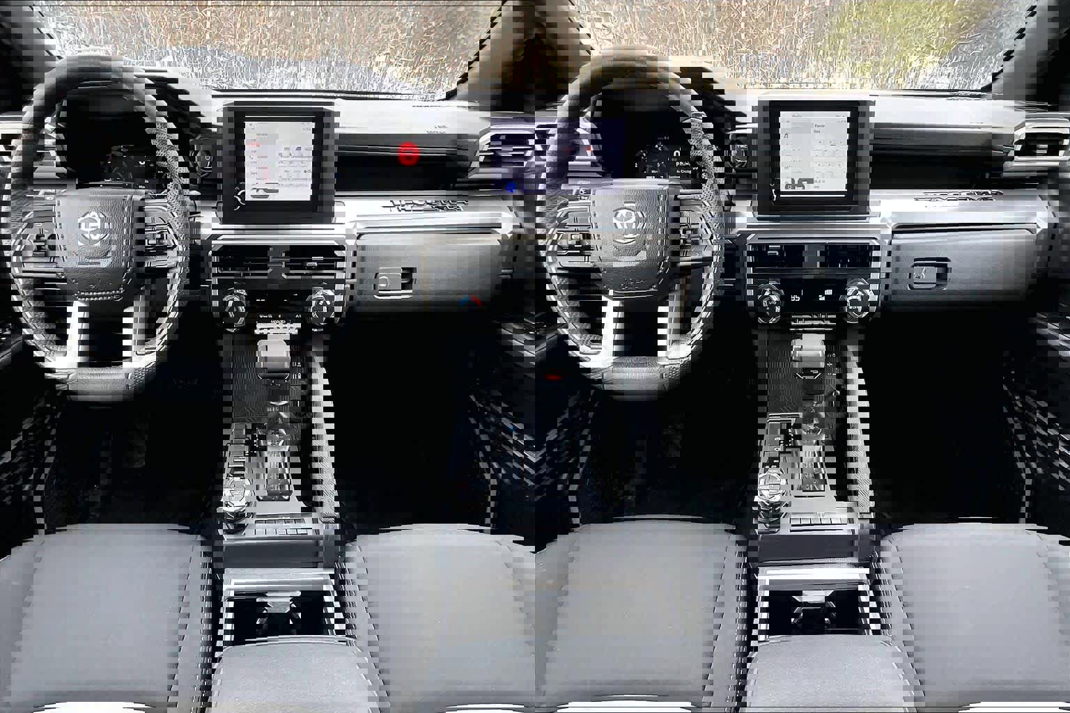 Used 2025 Toyota Tacoma TRD Off-Road image 16