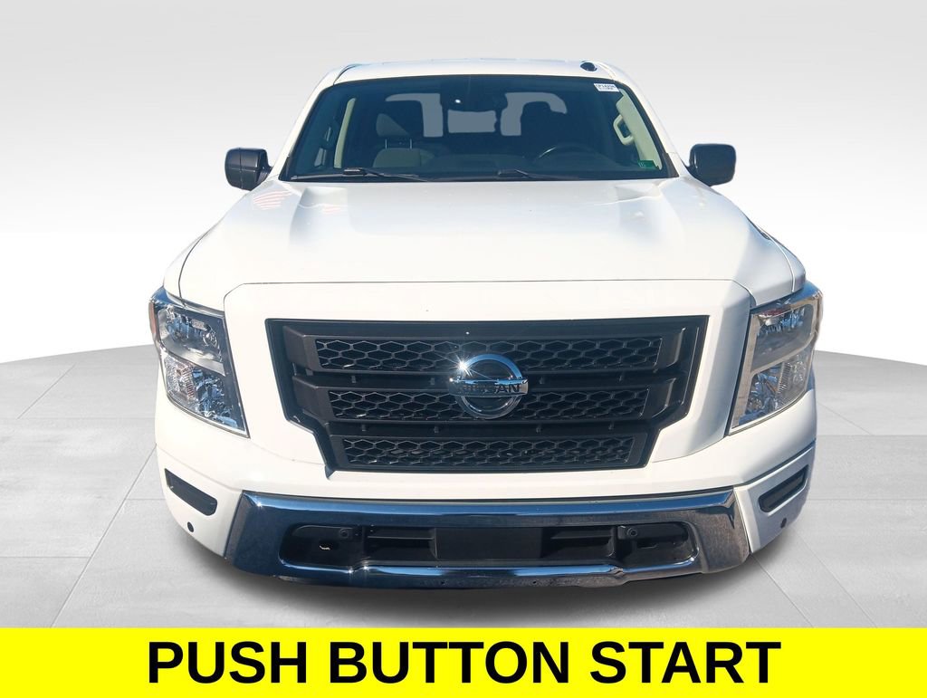 Used 2021 Nissan Titan SV w/ SV Convenience Package RWD image 9